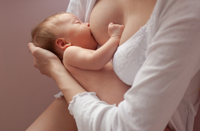 如何正确护理哺乳期 奶水较多怎么管理